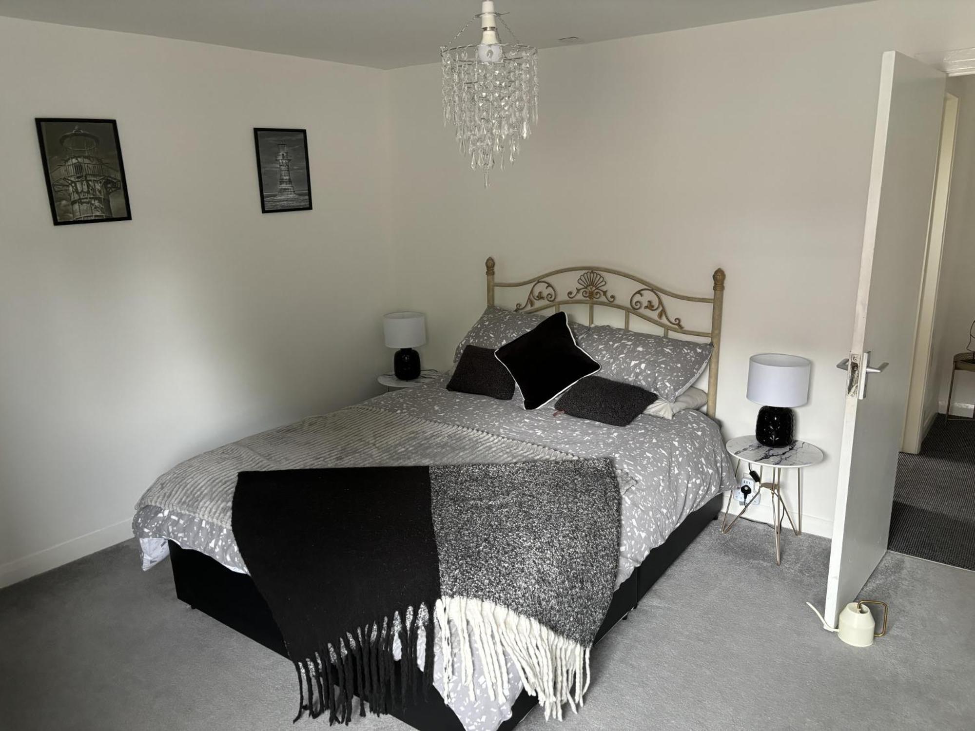 2 Bed-Sleeps 4-Sea View-Pet Friendly-Parking Apartment Llanelli Bagian luar foto
